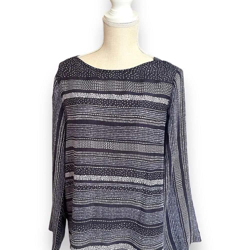 Nic+Zoe | EUC Women’s Blue and White Abstract Printed Tunic Size M